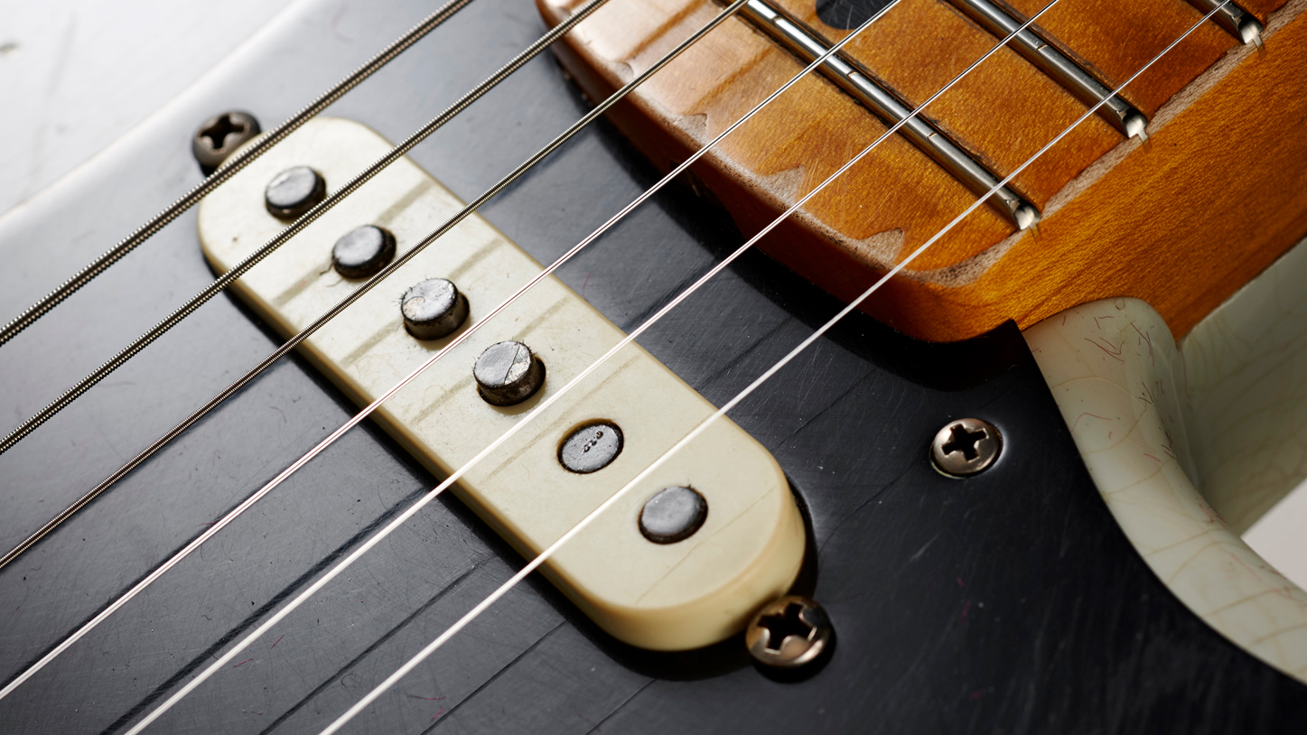 Electric guitar pickups